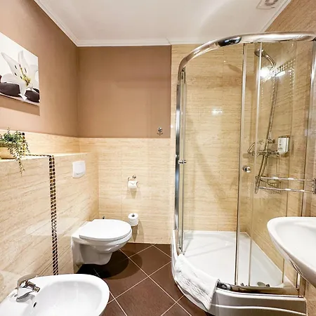Calma - - Luxusu Hotel